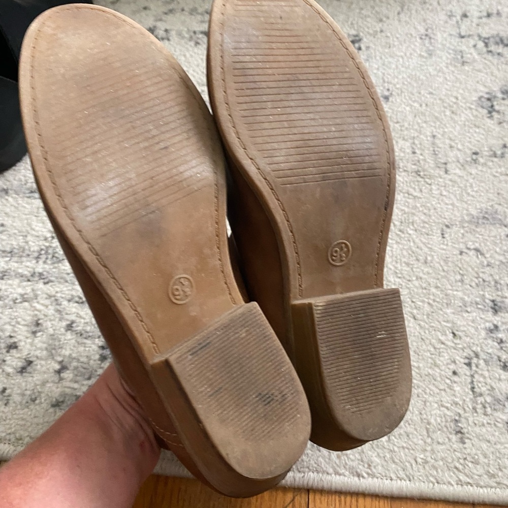 2 pair Universal Thread boots - Picture 5 of 8